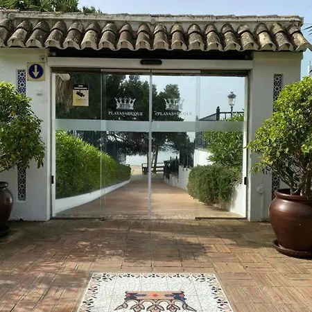 Puerto Banus Playas Del Duque Marbella